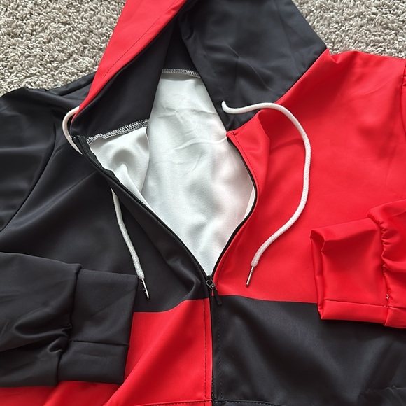 Harley Quinn zip up jacket - Picture 4 of 7